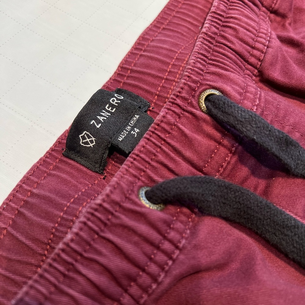 Mens Zanerobe joggers. Merlot color.